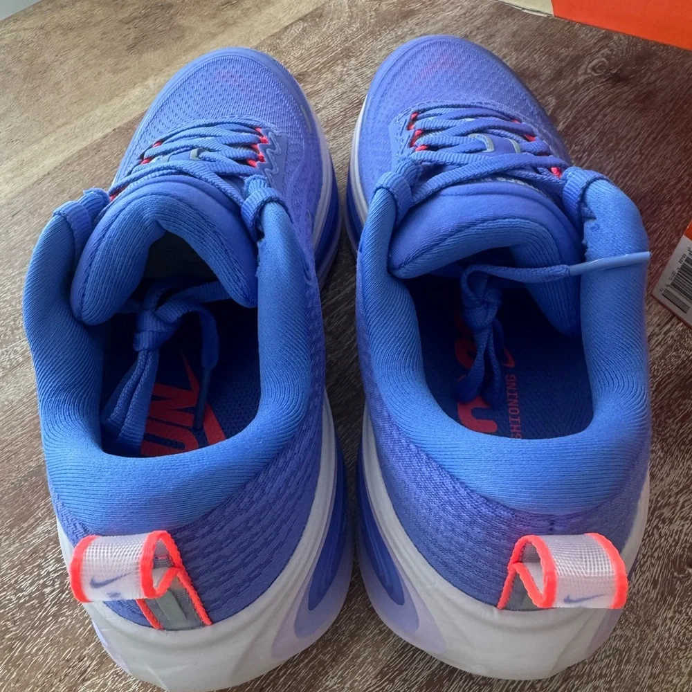 NWT Women’s Nike Vomero Plus 7 - Picture 5 of 8
